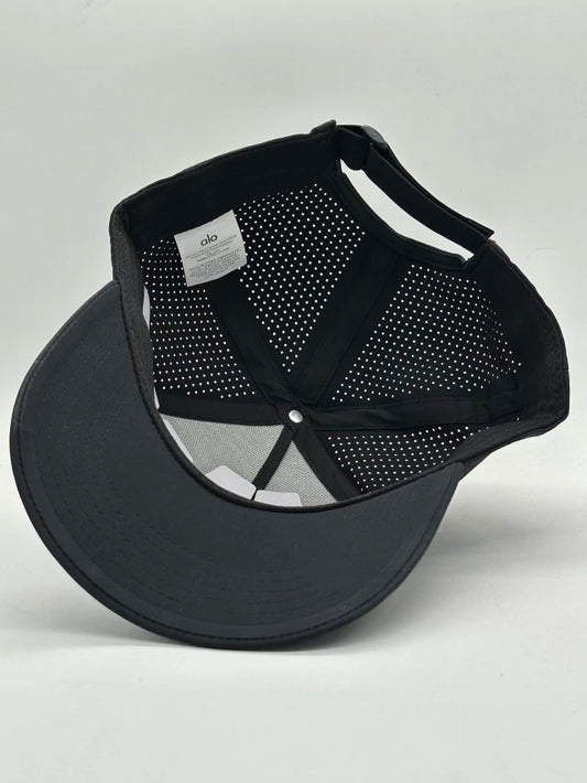 alo - performance district trucker cap - black/white